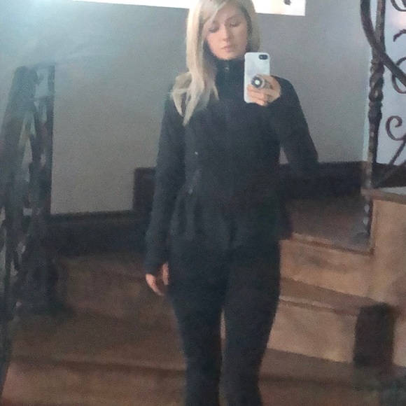 Zella jacket - Picture 6 of 6